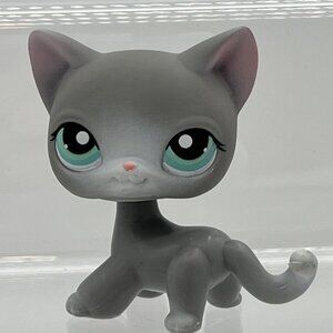 Littlest Pet Shop LPS #126 Grey Shorthair Cat Turquoise Eyes Hasbro 2004